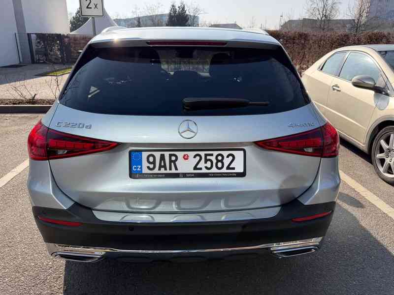 Mercedes‑Benz C 220 d 4MATIC All‑Terrain – 2023 – 64 tis. km - foto 4