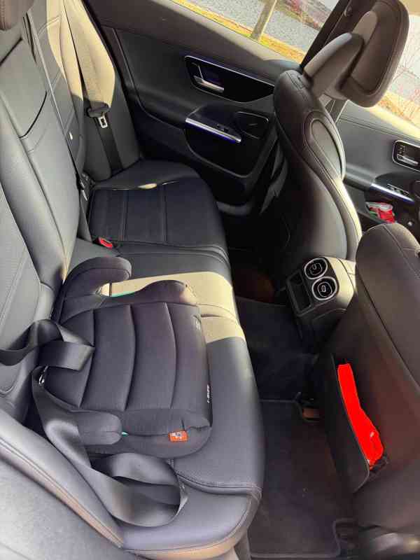 Mercedes‑Benz C 220 d 4MATIC All‑Terrain – 2023 – 64 tis. km - foto 17