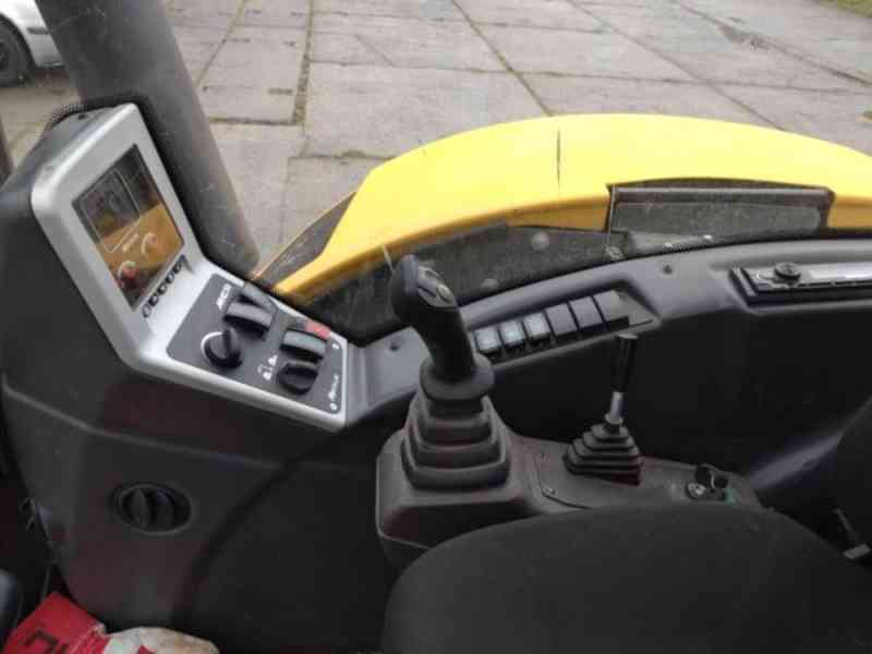 5.7t rypadlo pás Mecalac 6MCR - foto 9