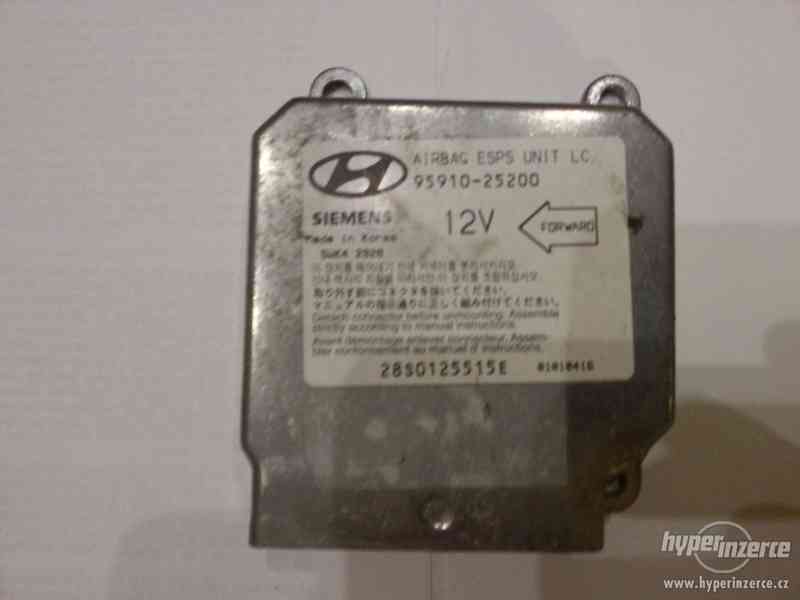 řídící jednotka airbagů Hyundai Accent 95910-25200 - foto 3