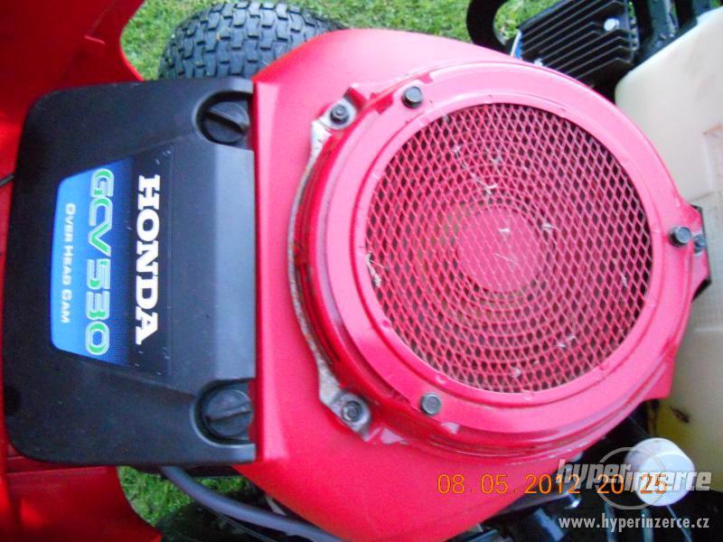 Zahradní traktor, traktůrek, sekačka HONDA HF2216H bazar — free download