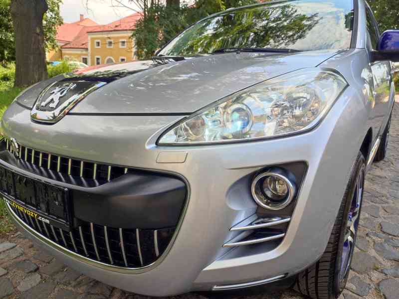 Peugeot 4007 2.2HDi 115kW NAVI/xenony/kůže/kamera - foto 24