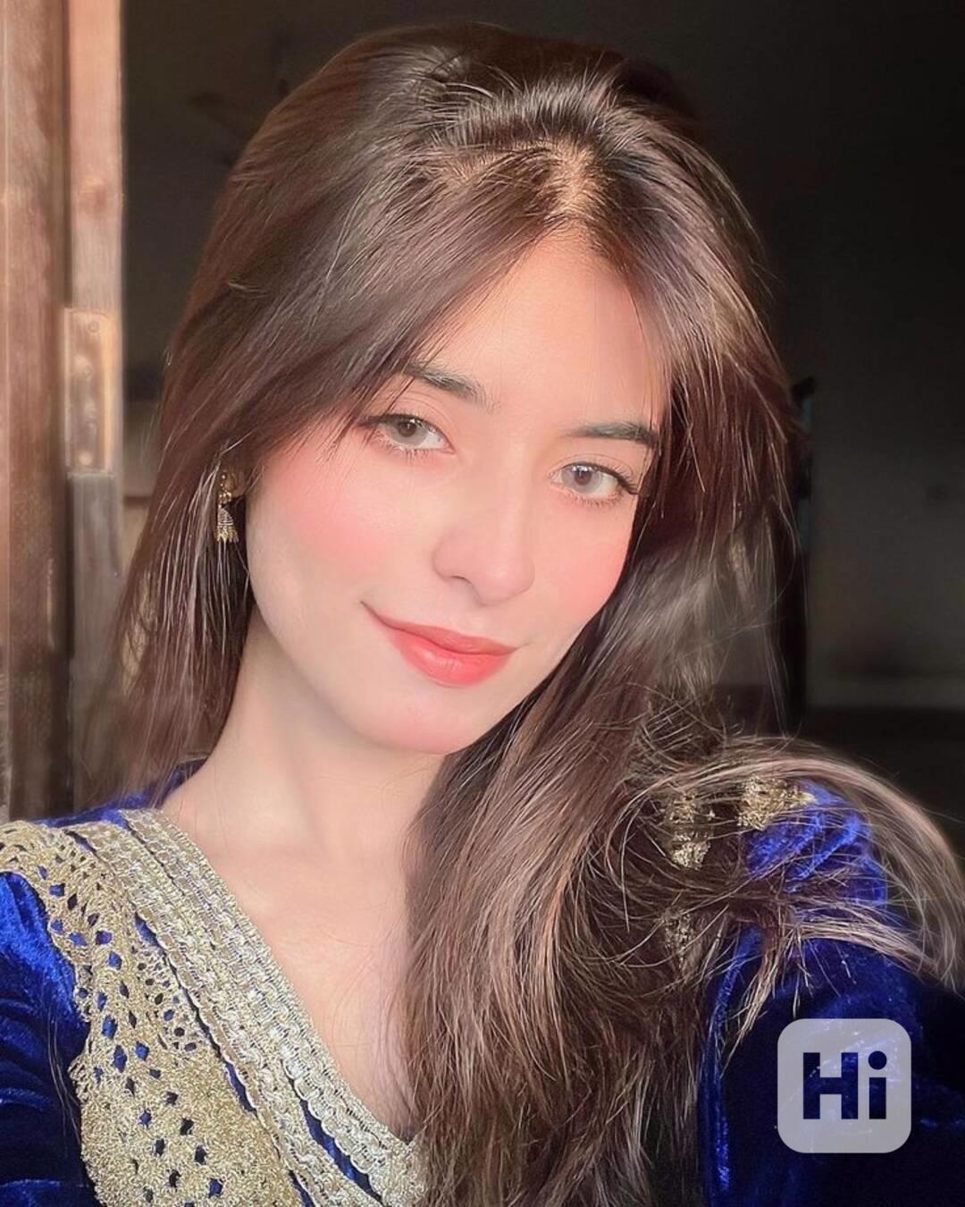 Call Girls in Bahria Town 03280833300 VIP Escorts - foto 1
