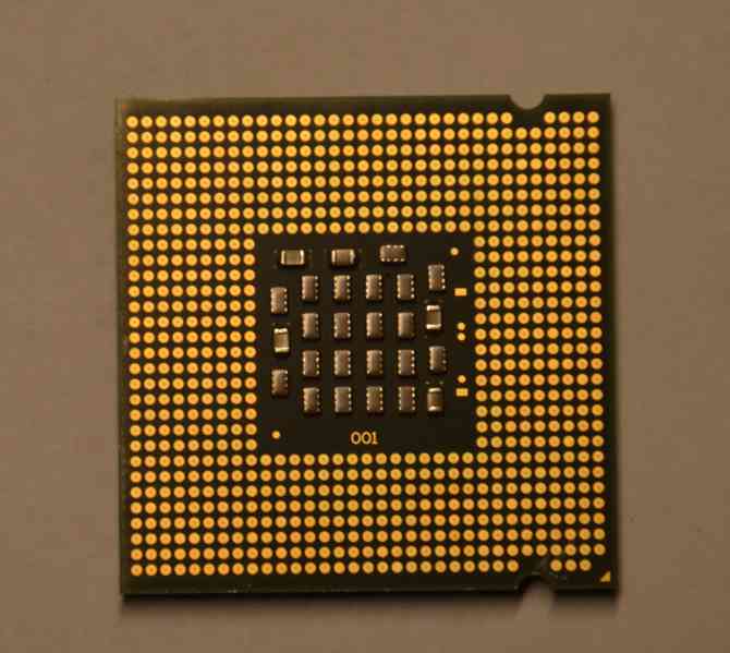 Procesor Intel Celeron D 2,8GHZ soc. 775 - foto 2