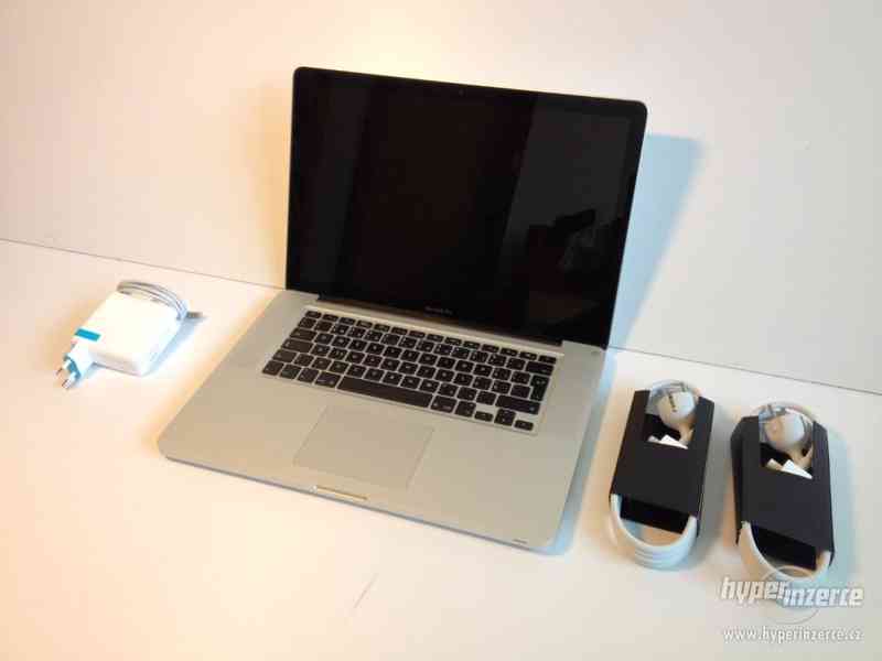 MacBook Pro 15" 2010 i7 8GB RAM 512GB SSD Nová Baterie - foto 2