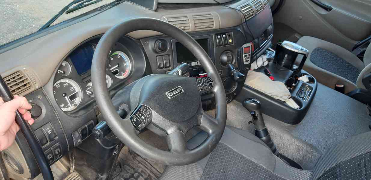 DAF 6x4 S3 / NOSNOST 13.900 kg / INTARDÉR / sklápěč S3 - foto 23