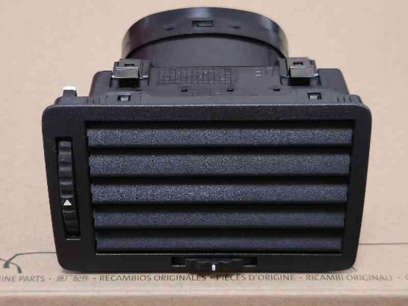 Nový OCTAVIA I levý výdech topení Škoda 1U1819701 - foto 2