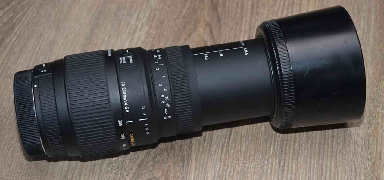 pro Canon - Sigma DG 70-300mm 1:4-5.6 MACRO  - foto 8