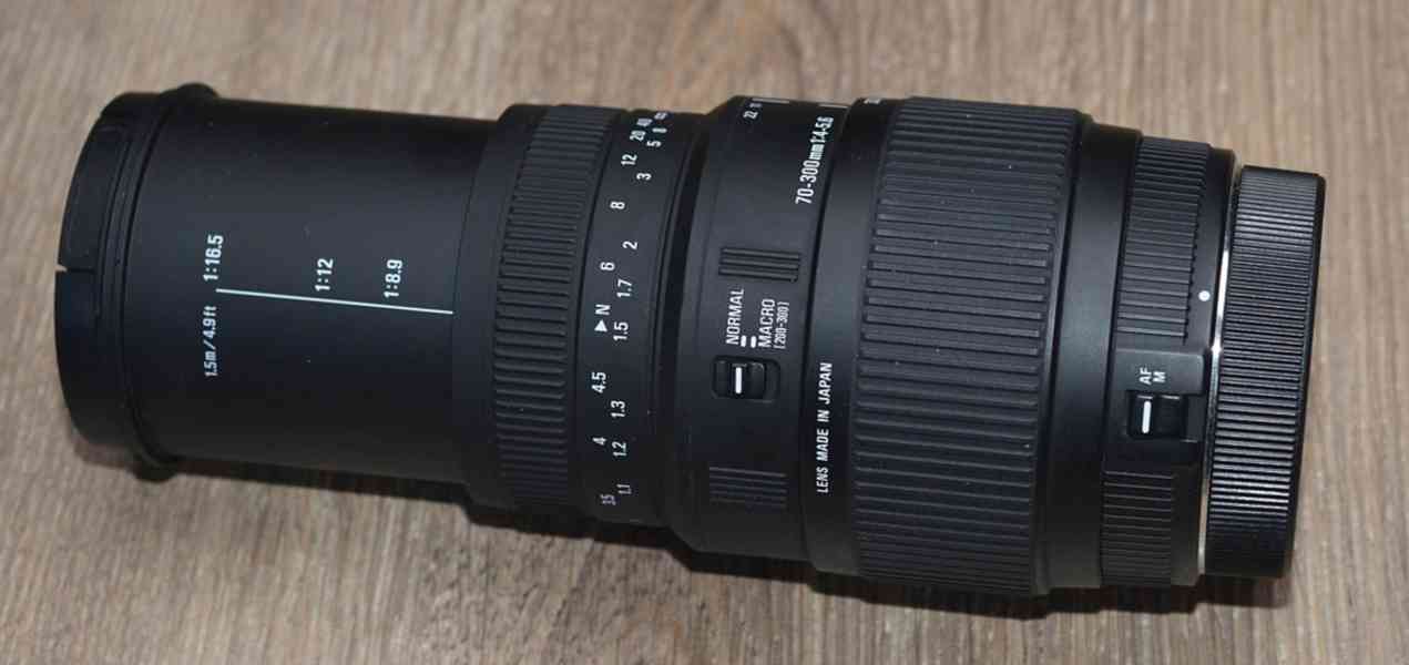 pro Canon - Sigma DG 70-300mm 1:4-5.6 MACRO  - foto 7