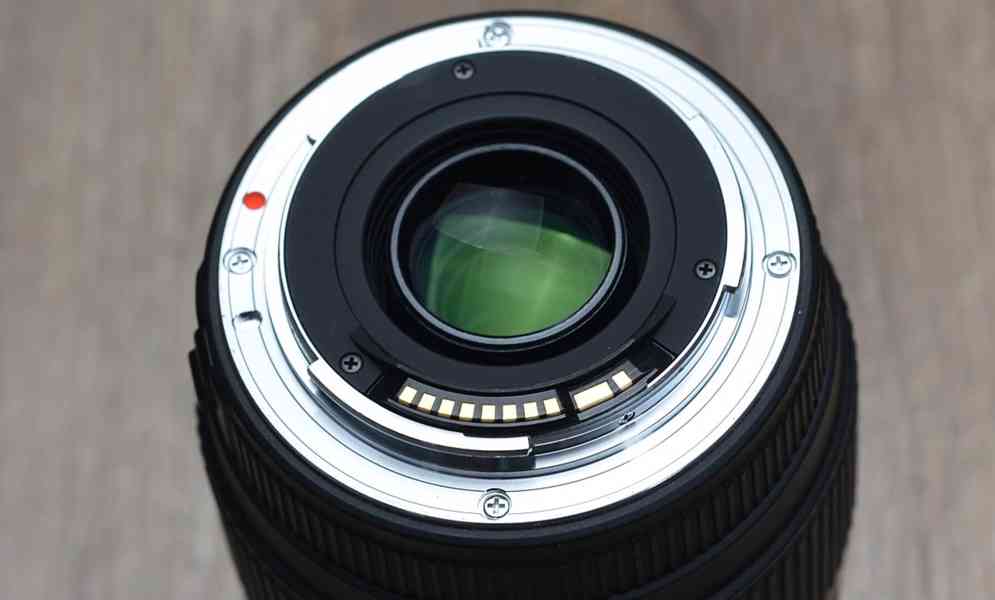 pro Canon - Sigma DG 70-300mm 1:4-5.6 MACRO  - foto 4