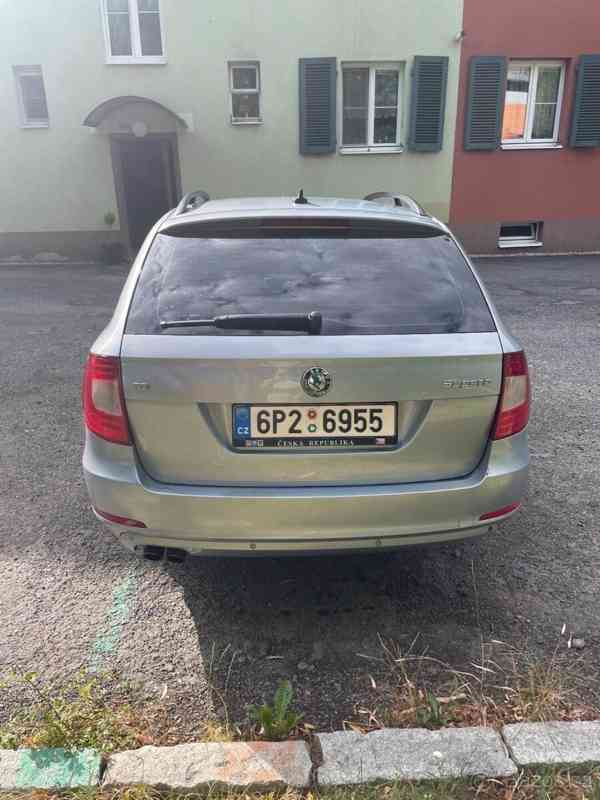 Škoda Superb 2010 - foto 5