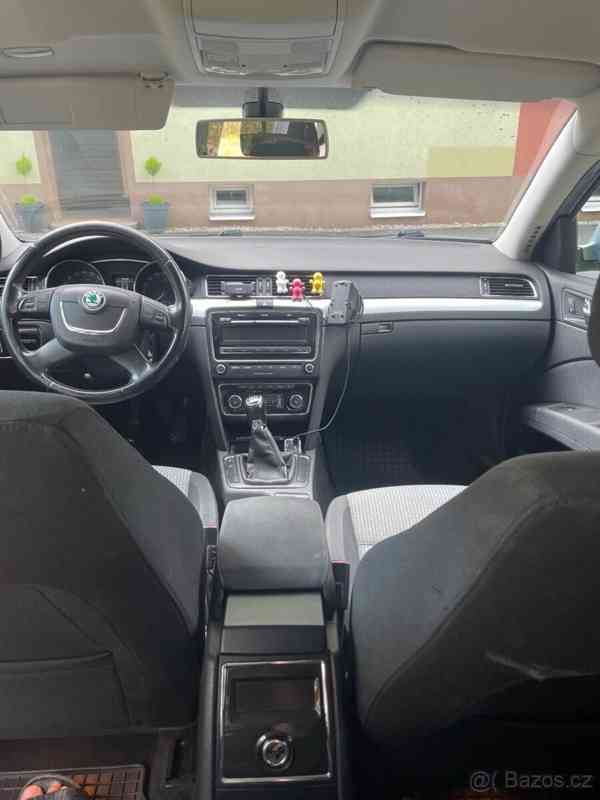 Škoda Superb 2010 - foto 7