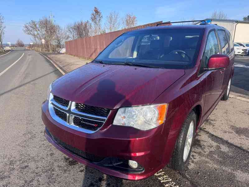 Dodge Grand Caravan 3,6 SXT S type Crew 2018 DPH - foto 8