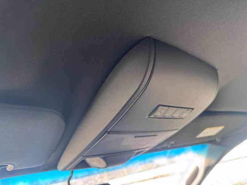 Dodge Grand Caravan 3,6 SXT S type Crew 2018 DPH - foto 20