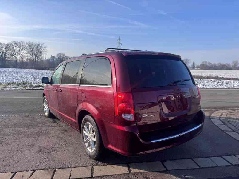 Dodge Grand Caravan 3,6 SXT S type Crew 2018 DPH - foto 3