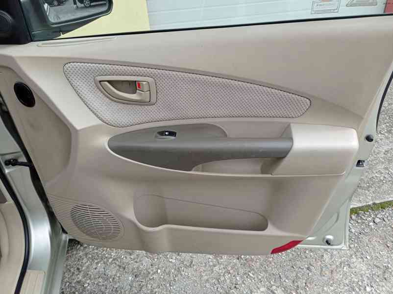 Hyundai Tucson 2.0 CRDi 4x4/103kW/1Maj - foto 22