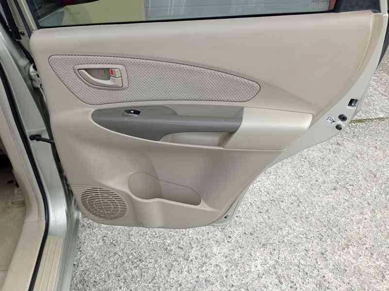 Hyundai Tucson 2.0 CRDi 4x4/103kW/1Maj - foto 19