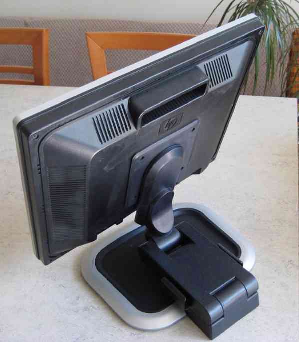 ♦️ HP Compaq ♦️ LA1951g ♦️ - foto 8