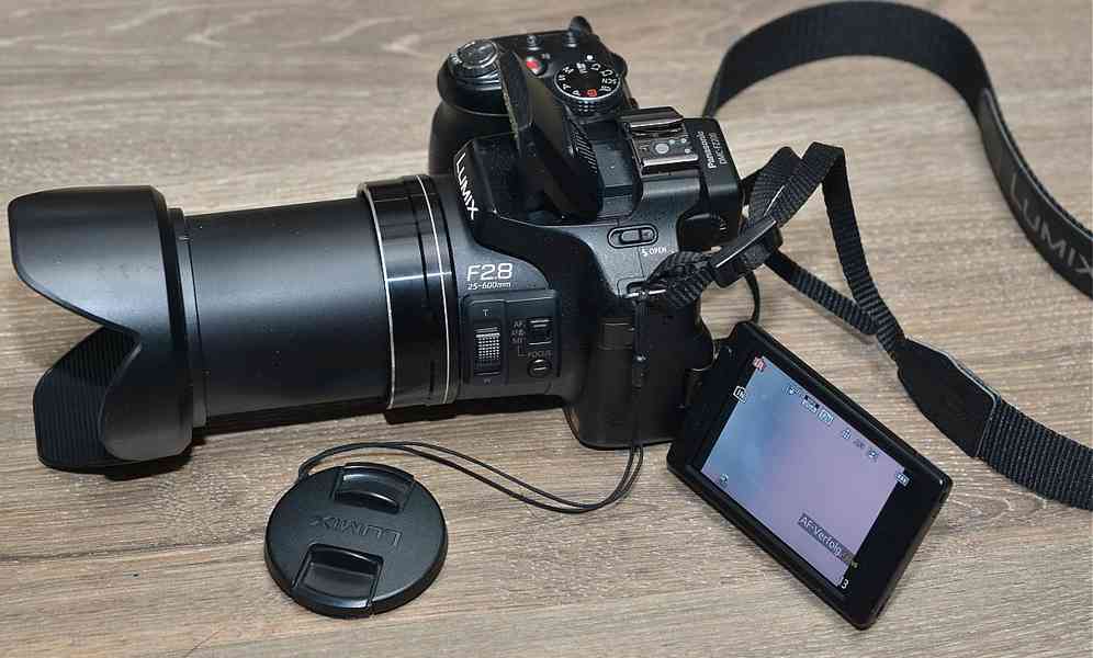 Panasonic Lumix DMC-FZ200 24xOp.Zoom F2,8*Full HDV - foto 9