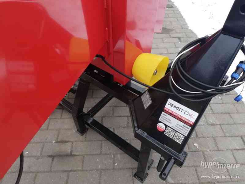 Špalíkovač REMET RS 120 se spalinovým motorem - foto 3