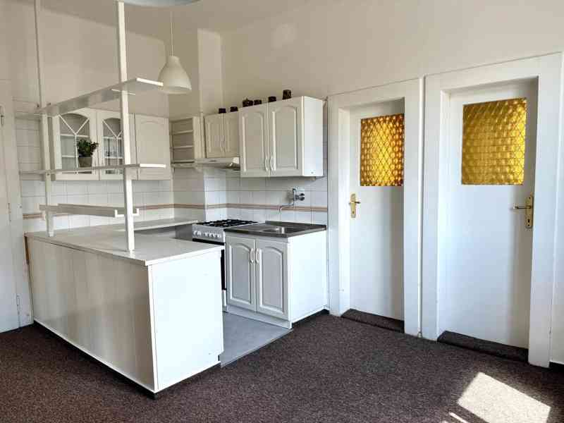 K pronájmu slunný 3+1 v cihle, 85 m2, balkón i zahrádka, MB - foto 4