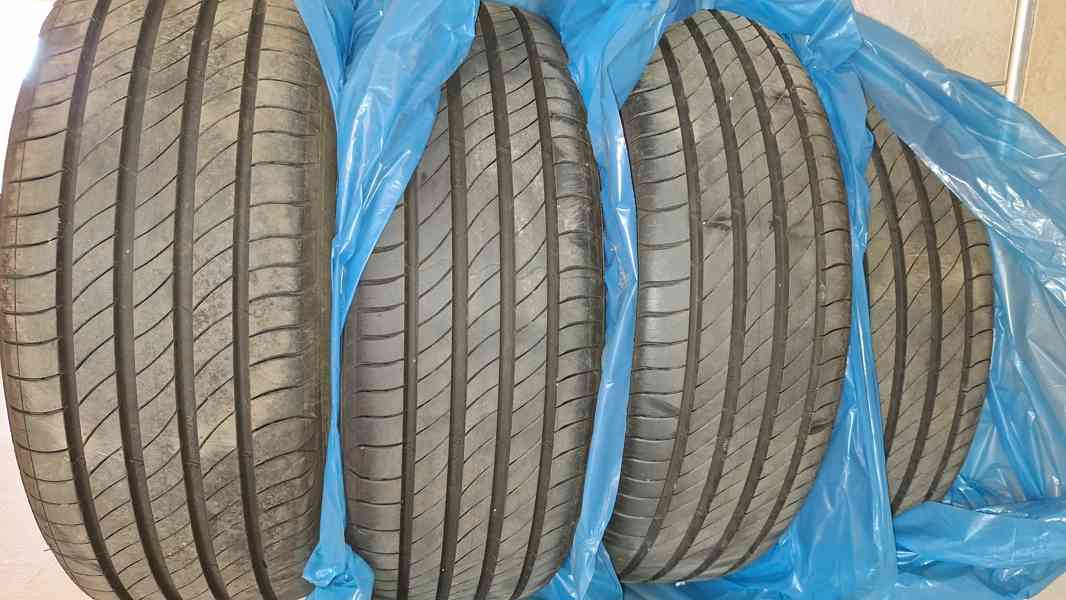 Pneu 195/55 R16 87H, Michelin Primacy 4, skoro nové