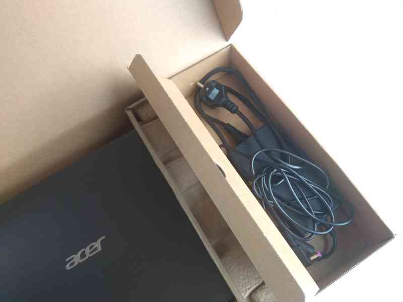 Acer Aspire 7 / Ryzen 5 3550H / GeForce GTX 1650 Ti - foto 3