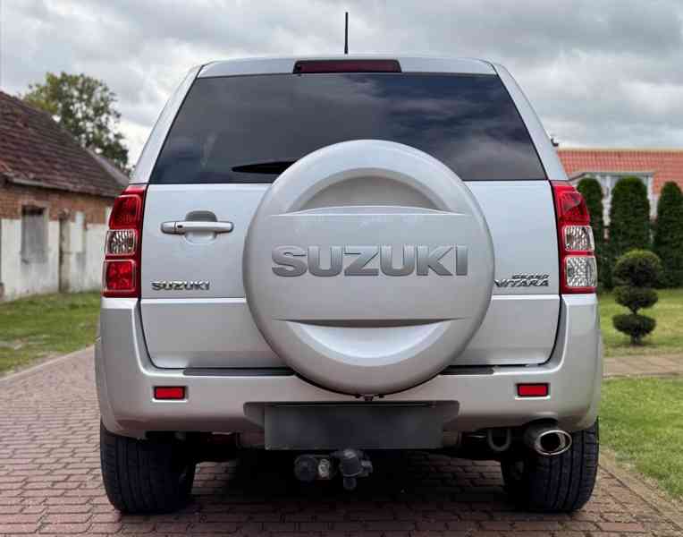 Suzuki Grand Vitara 2,4i benzín AUT. 124kw - foto 4
