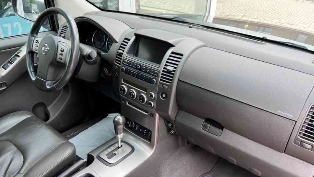 Nissan Pathfinder 2.5 dCi Premium Aut. 128kw - foto 15