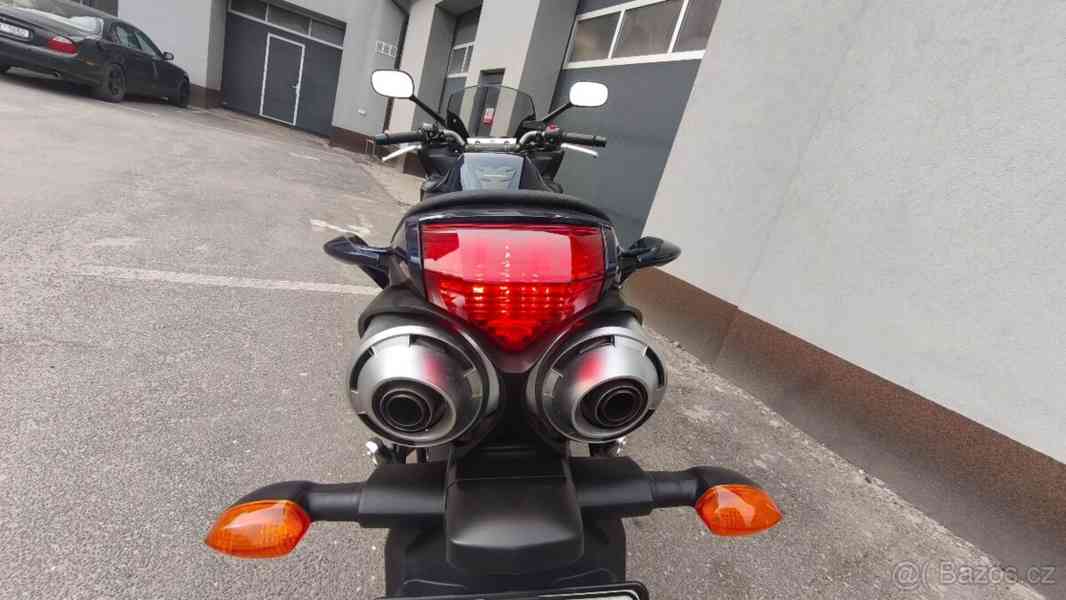 Yamaha FZ6 Fazer S2 | 6 300 km | 1.majitel | VÝJIMEČNÝ KUS - foto 8
