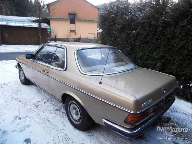 Prodám Mercedes Benz W123 coupe 230ce piano - foto 7