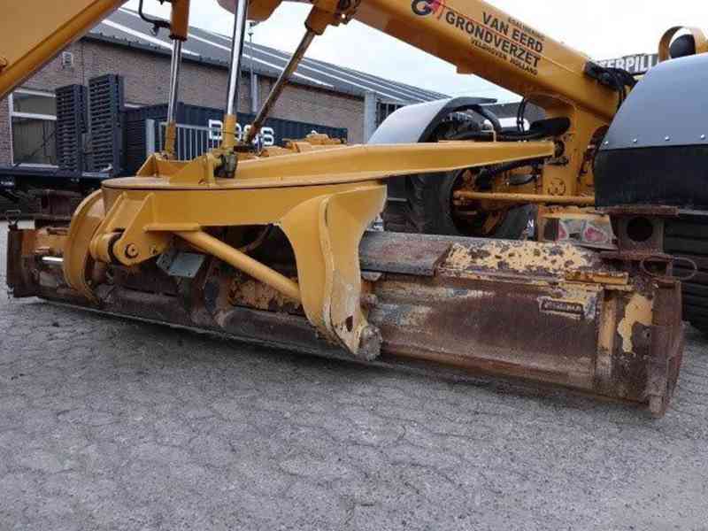Grejdr New Holland 106.6 - foto 4