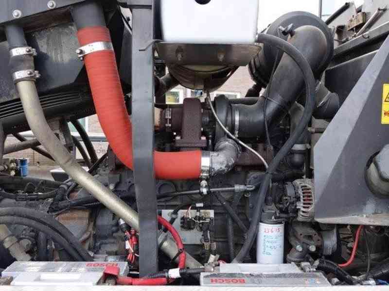Grejdr New Holland 106.6 - foto 10