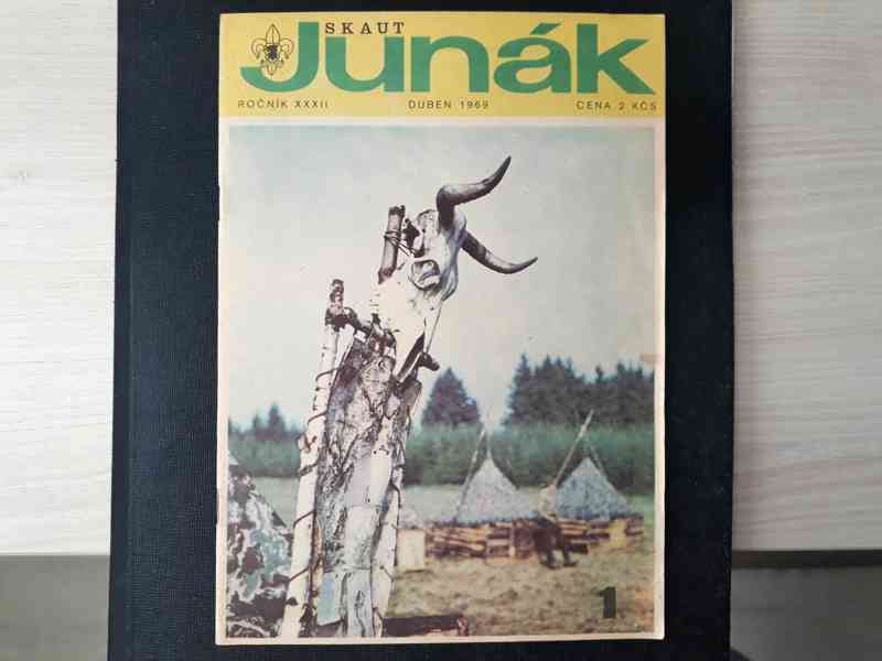  Junák - duben 1969, ročník 32 - skautský časopis  - foto 1
