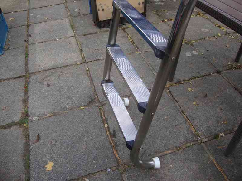 Bazénové schůdky schody nerez zachovalé 3. stupínky PC:6000 - foto 7