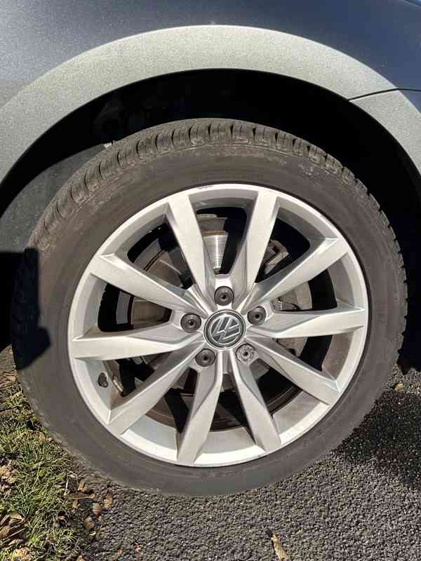 Volkswagen Golf Variant 1.0 TSI, 1.majitel, r.v. 2018 - foto 6