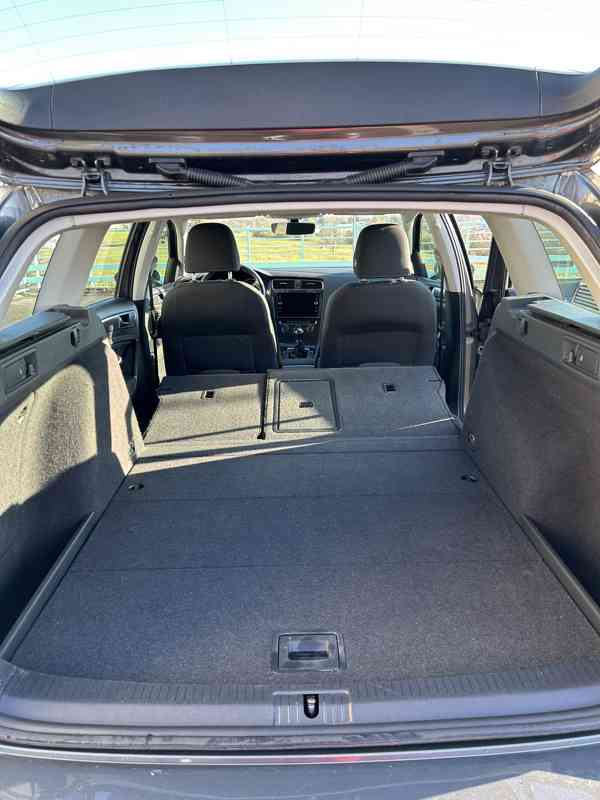 Volkswagen Golf Variant 1.0 TSI, 1.majitel, r.v. 2018 - foto 18