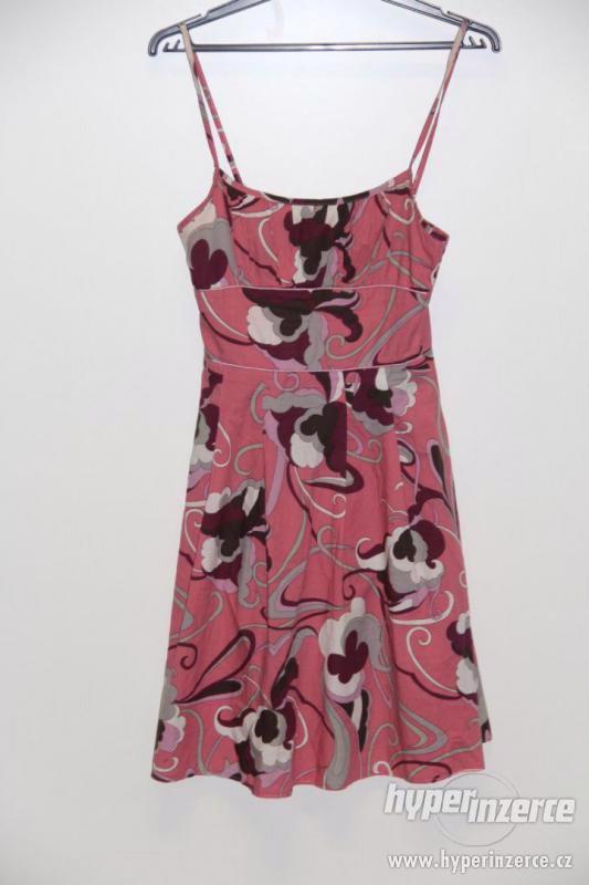 Růžové šaty - Orsay - foto 1