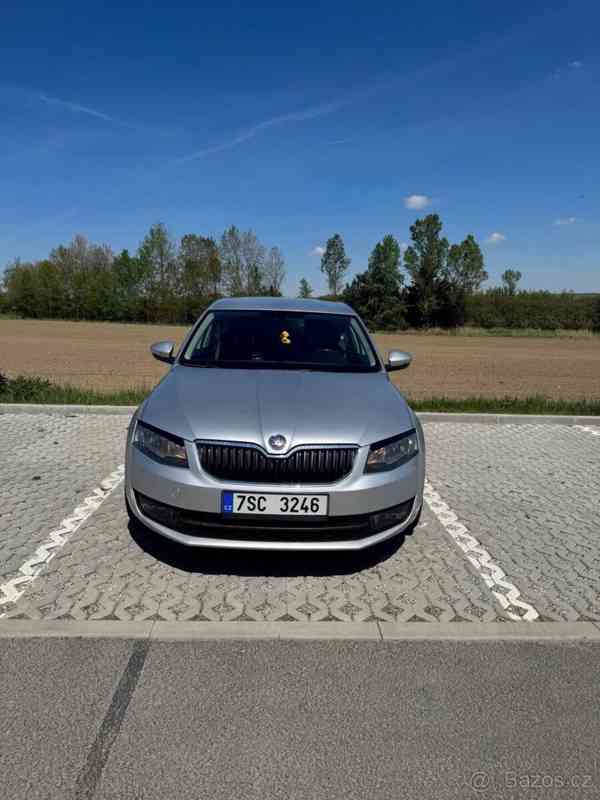 Škoda Octavia 1,6 - foto 7