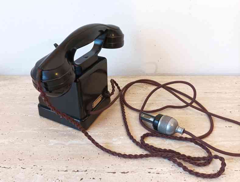 Krásný starožitný telefonní přístroj Telegrafia z roku 1936  - foto 3