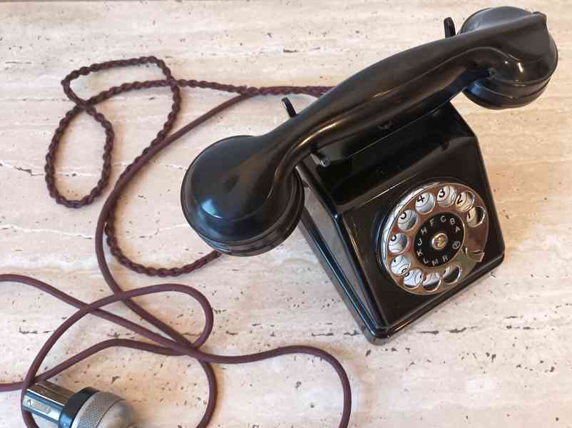 Krásný starožitný telefonní přístroj Telegrafia z roku 1936  - foto 8
