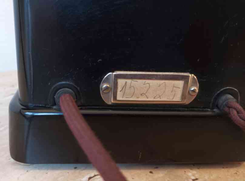 Krásný starožitný telefonní přístroj Telegrafia z roku 1936  - foto 5