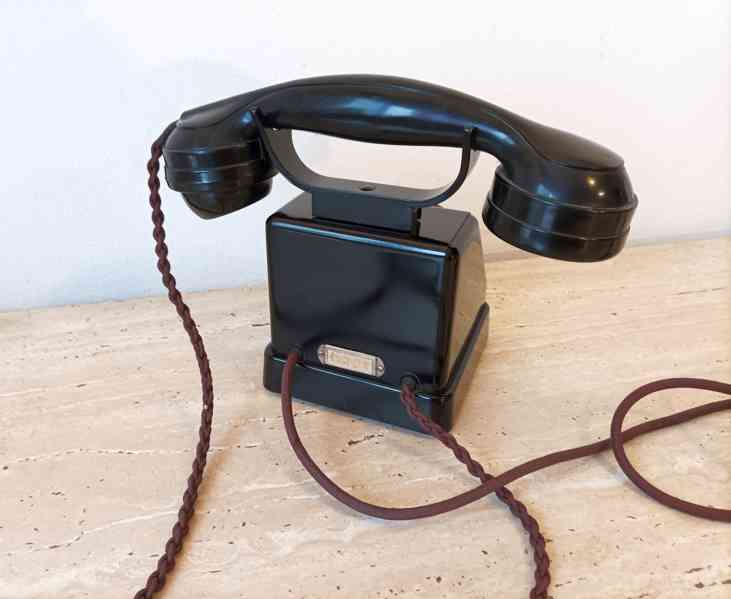 Krásný starožitný telefonní přístroj Telegrafia z roku 1936  - foto 4