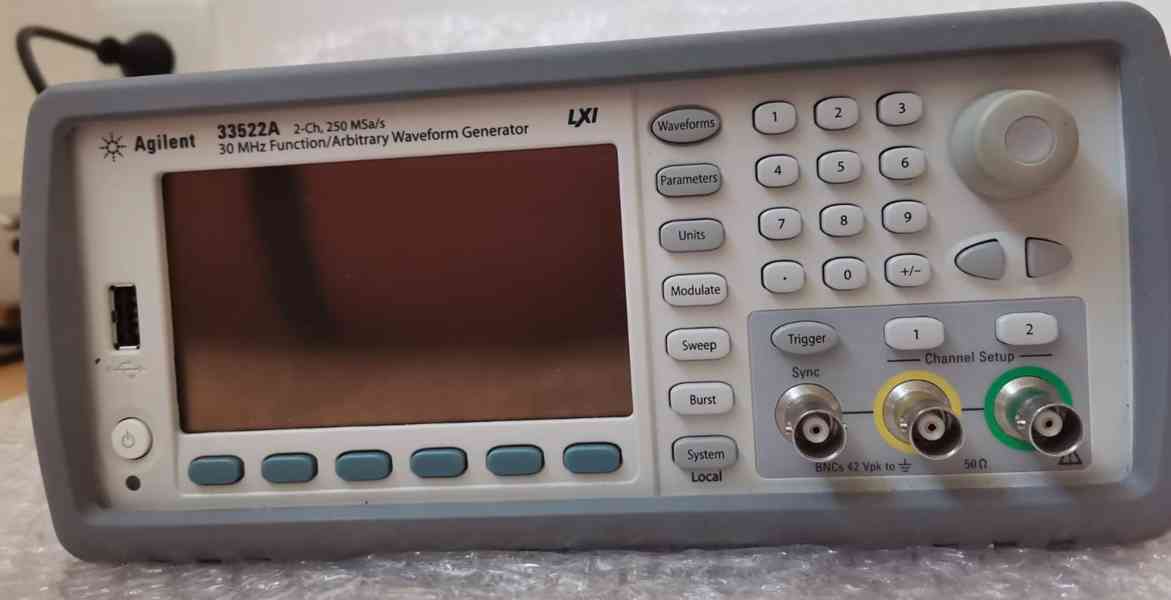 Keysight 33509B - foto 2