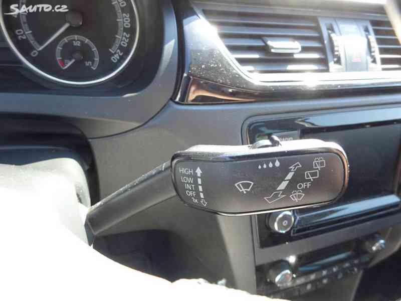 Škoda Rapid, 1.4 TSI (92 KW) AUTOMAT,závěs - foto 10