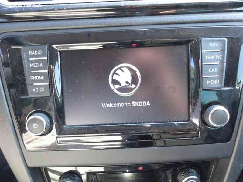 Škoda Rapid, 1.4 TSI (92 KW) AUTOMAT,závěs - foto 11