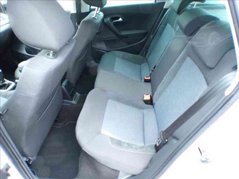 Volkswagen Polo 1,2 TSI-77KW DIGI.KLIMA - foto 9