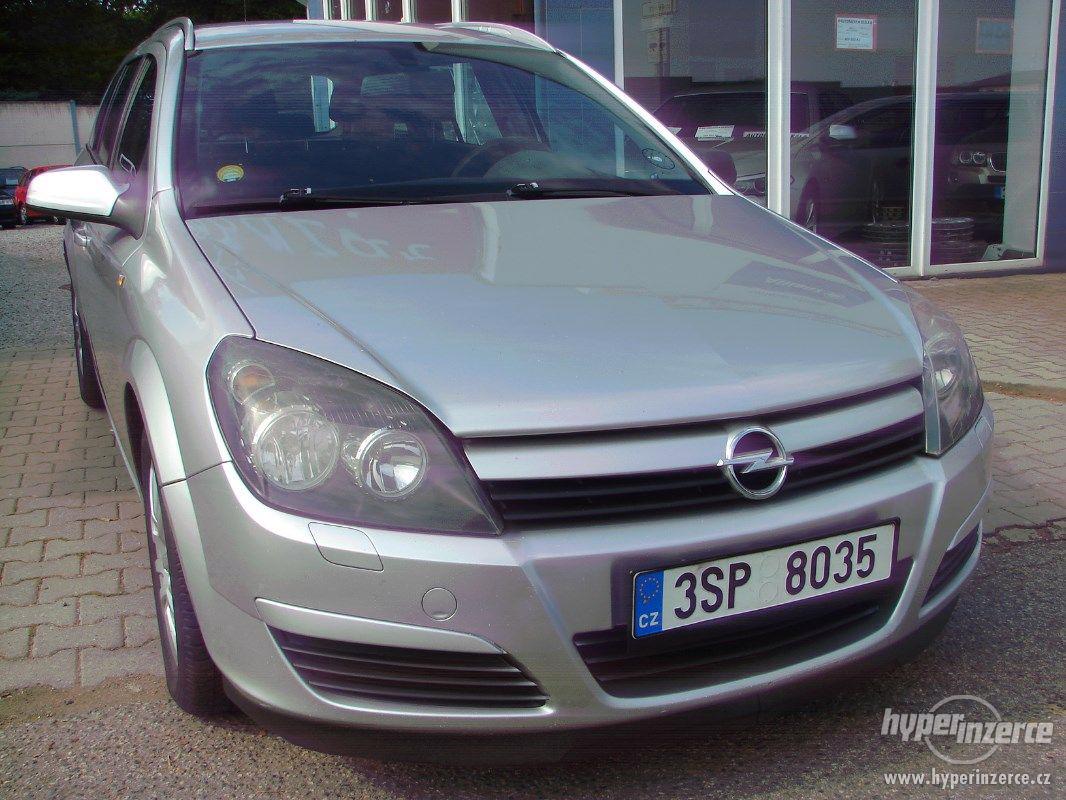 Opel Astra 1.7 DTI Caravan r.v.2005 - foto 1