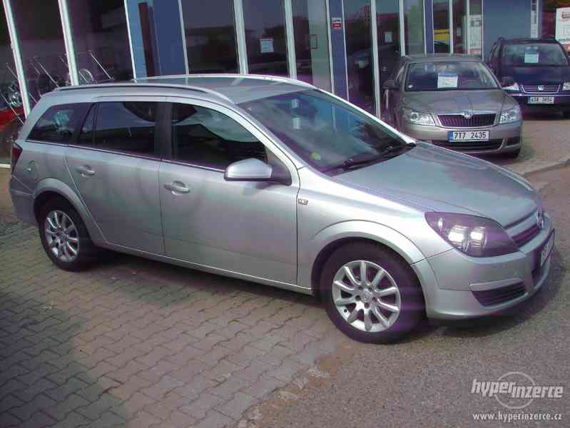 Opel Astra 1.7 DTI Caravan r.v.2005 - foto 2