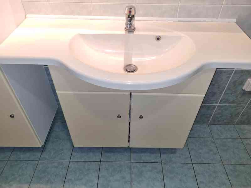 koupelnový nábytek - foto 2